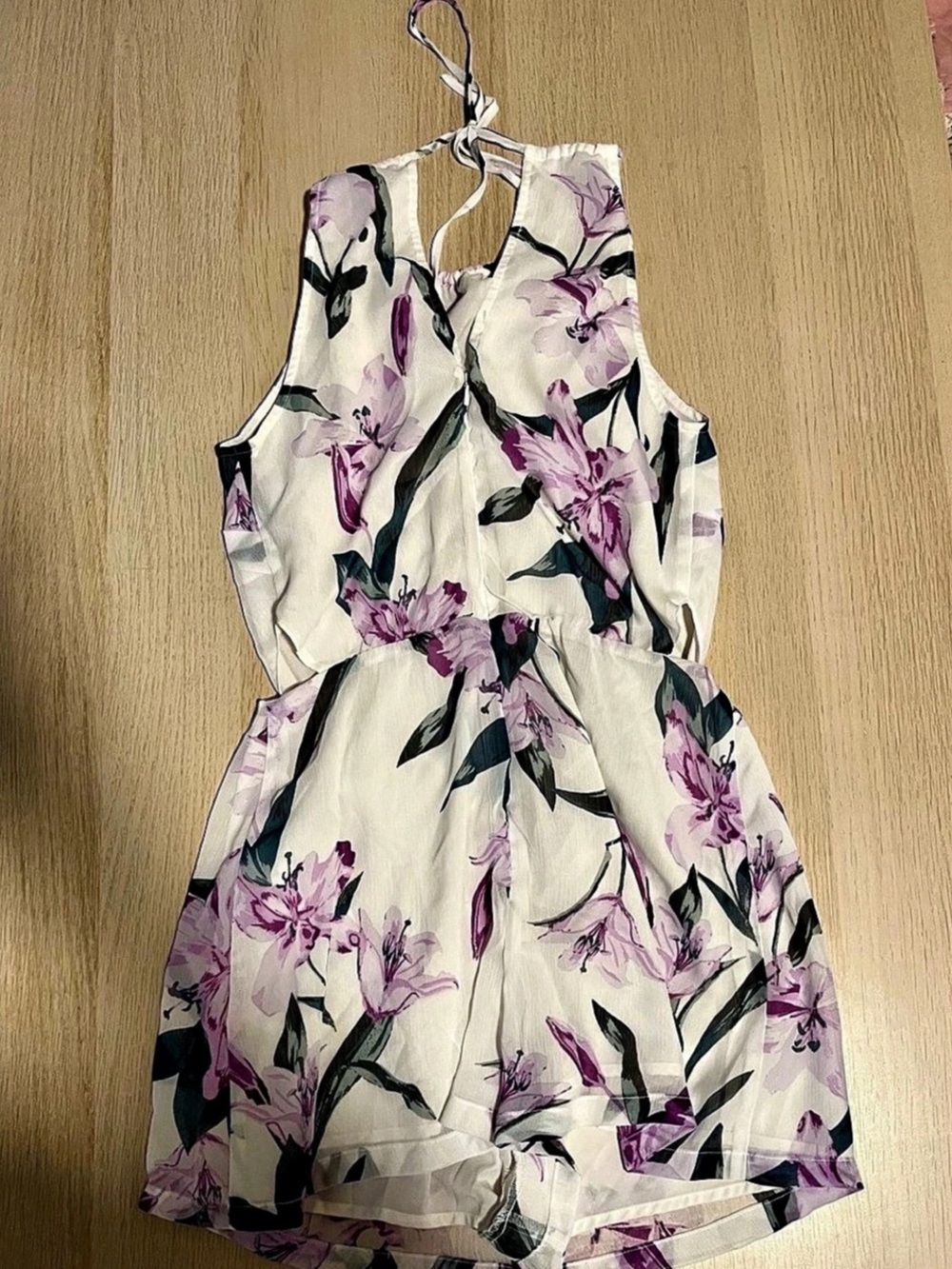 Leith Short Romper Sz S Ivory Floral Halter Side Cutout Spaghetti Strap Back